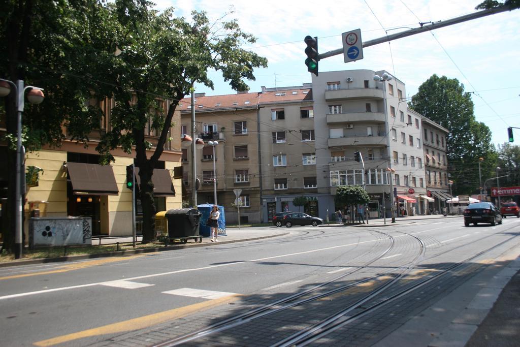 Vla Vla Apartments With Parking Загреб Екстериор снимка